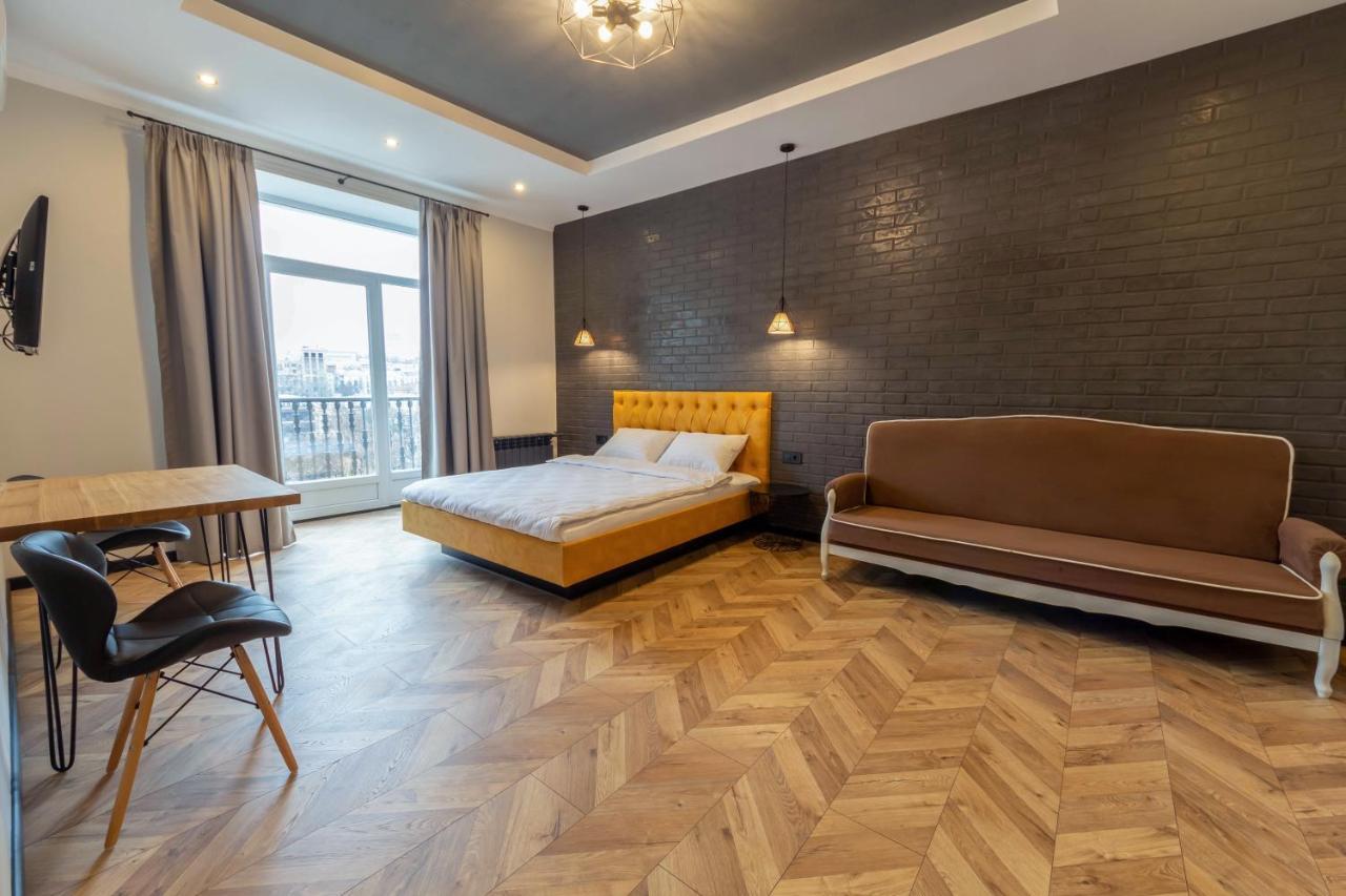Dayflat Apartments Maidan Area Kyiv Exterior foto