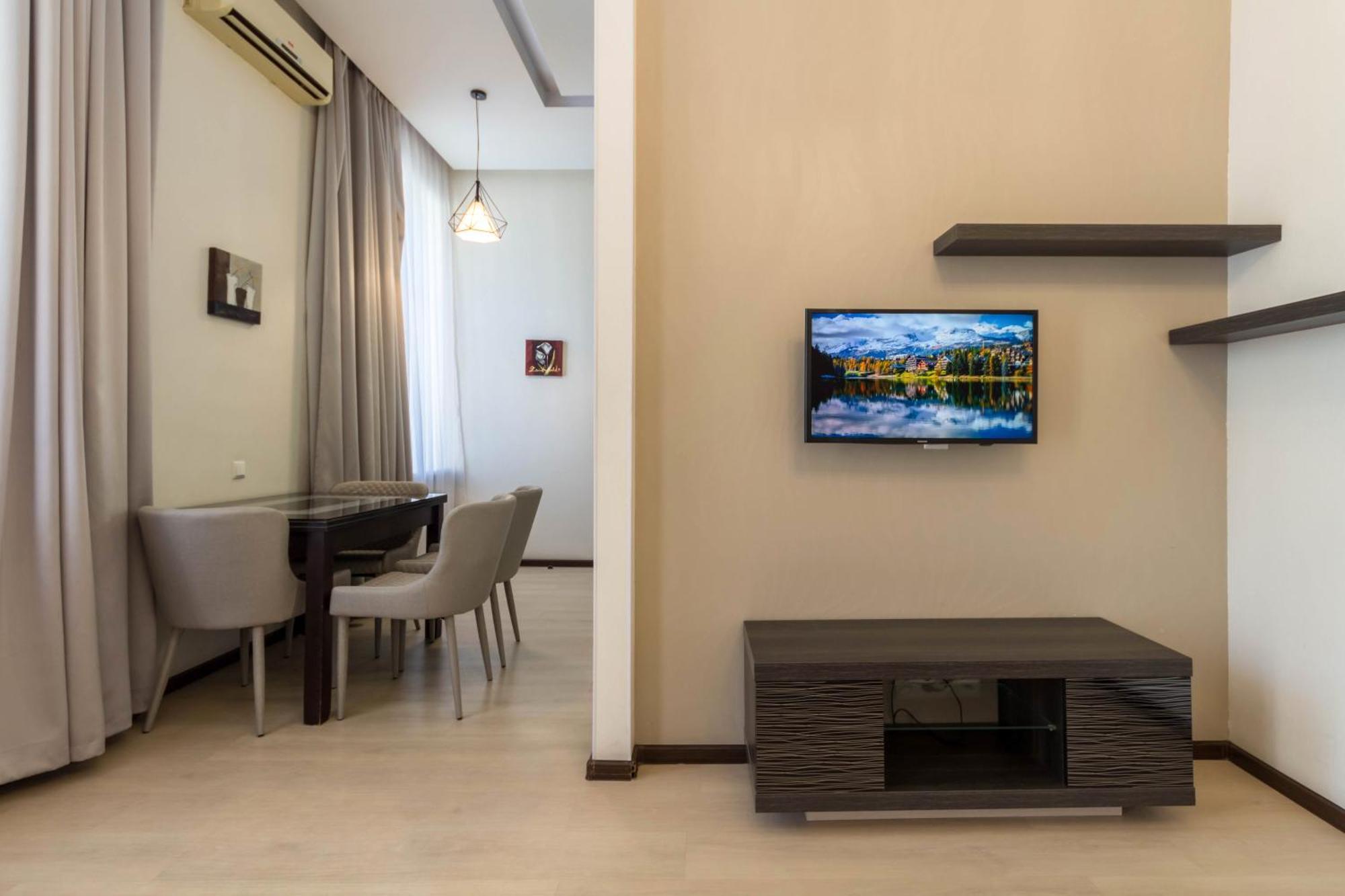 Dayflat Apartments Maidan Area Kyiv Exterior foto
