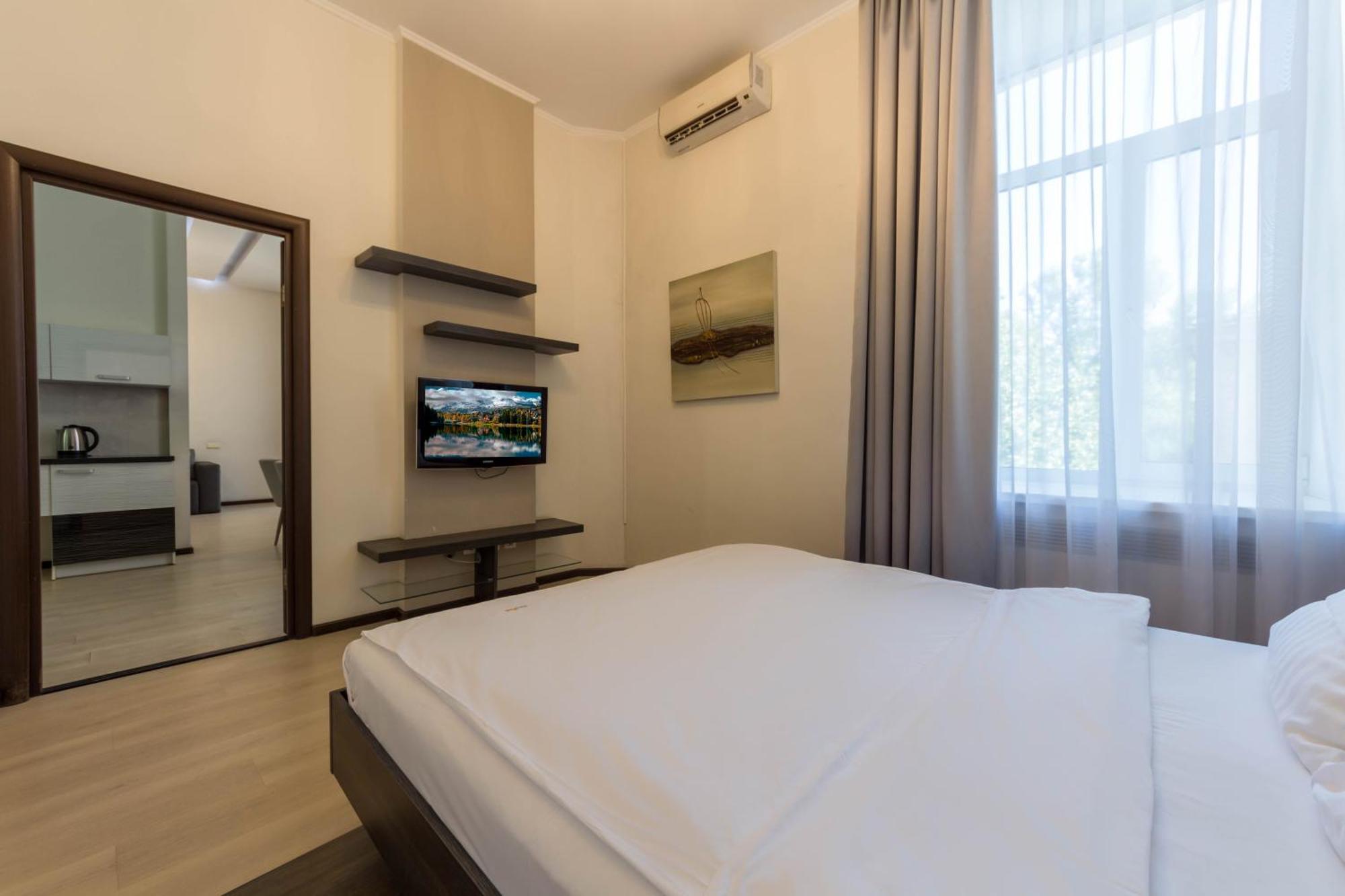 Dayflat Apartments Maidan Area Kyiv Exterior foto