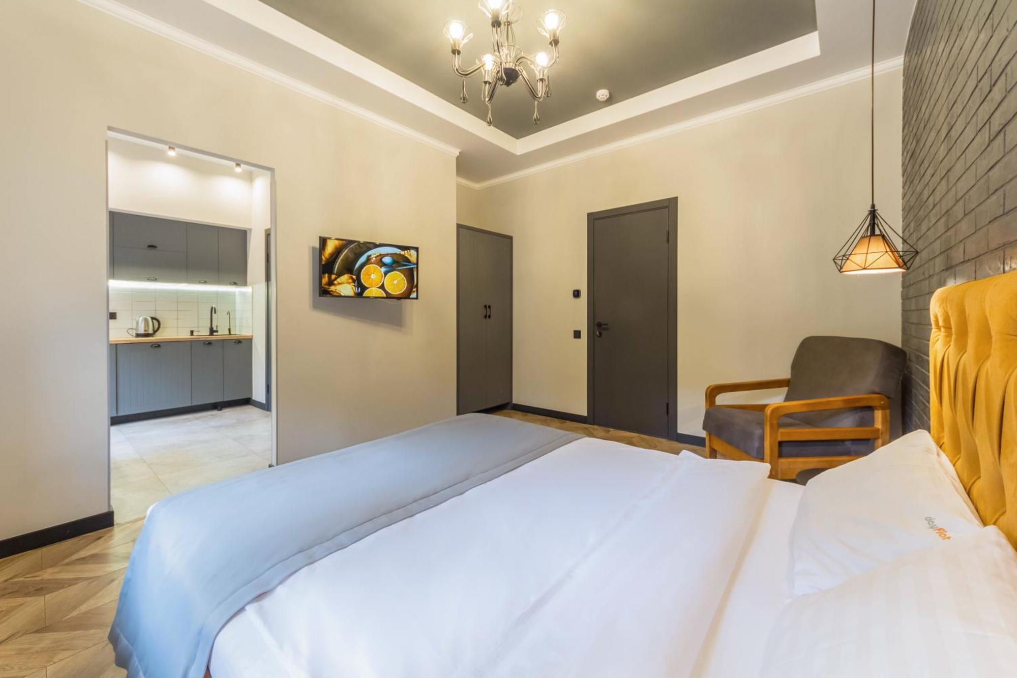 Dayflat Apartments Maidan Area Kyiv Exterior foto