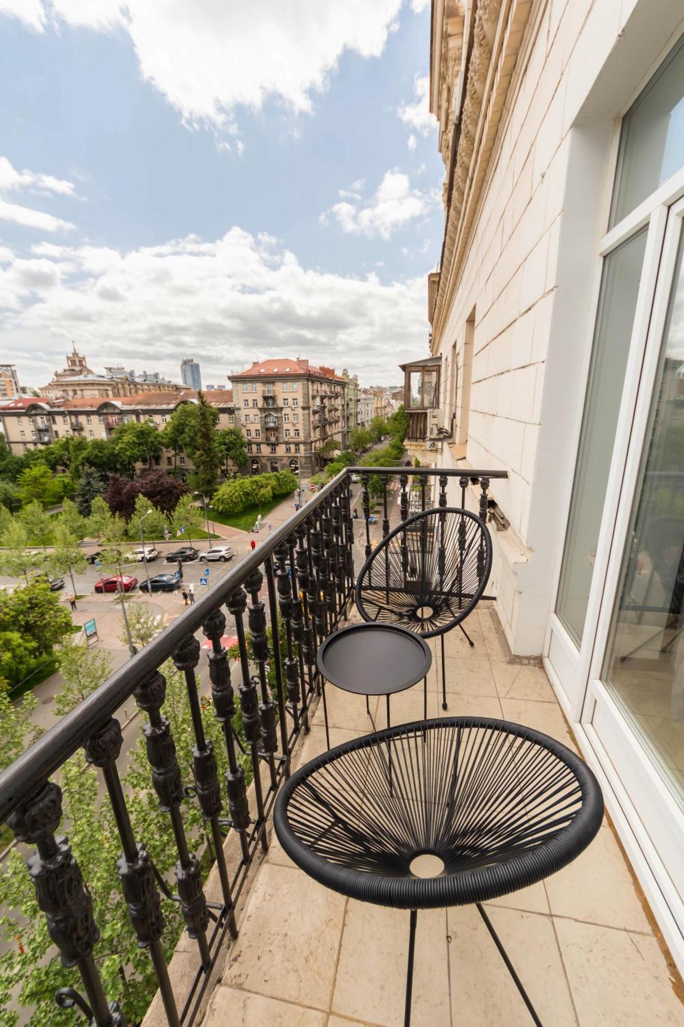 Dayflat Apartments Maidan Area Kyiv Exterior foto